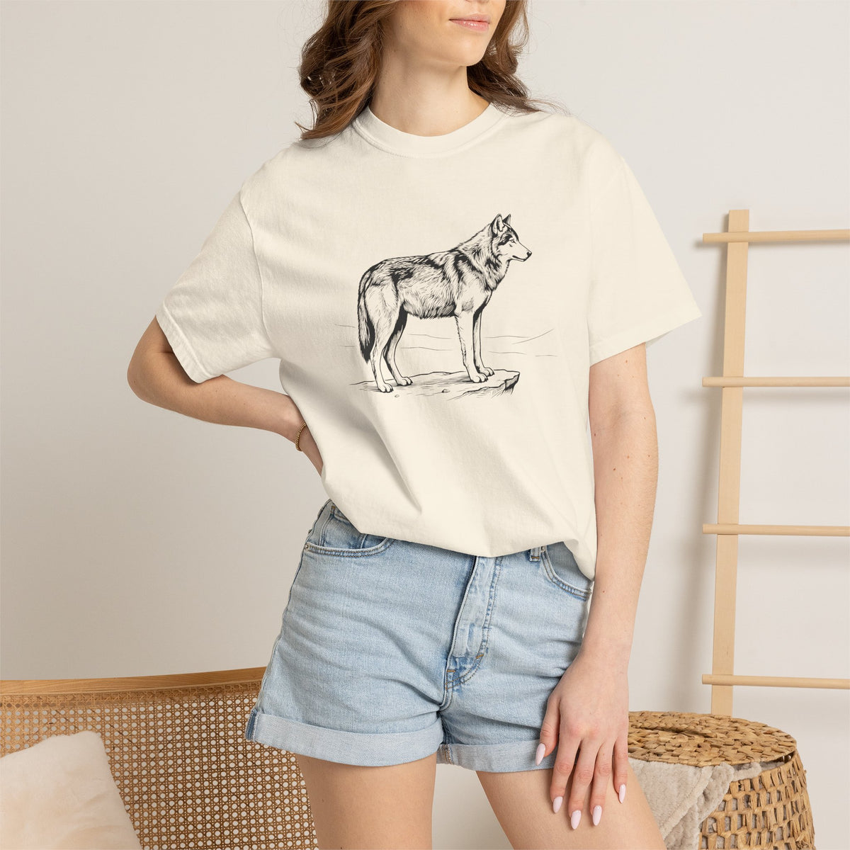Minimalist Wolf T-Shirt