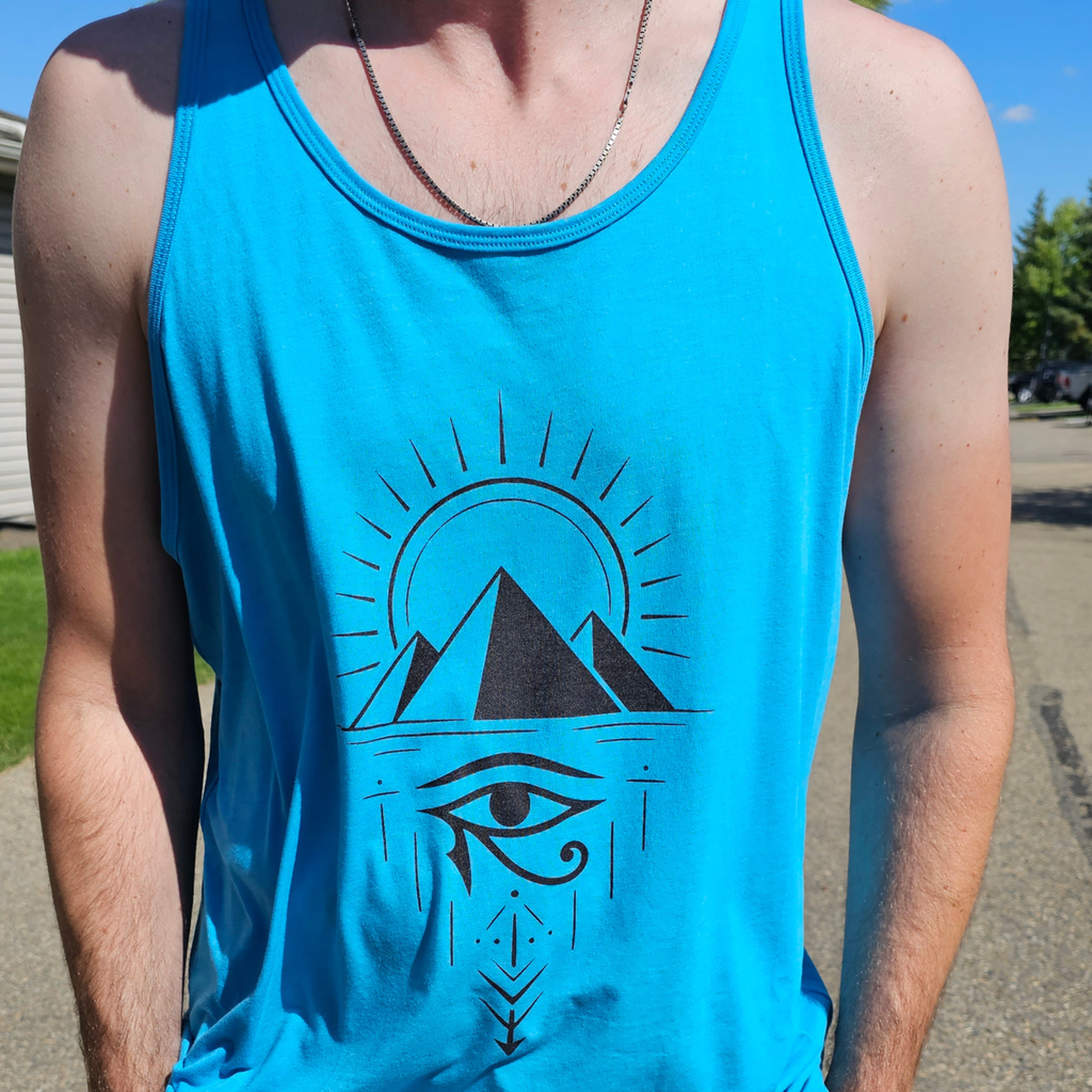 Horus Pyramid Tank